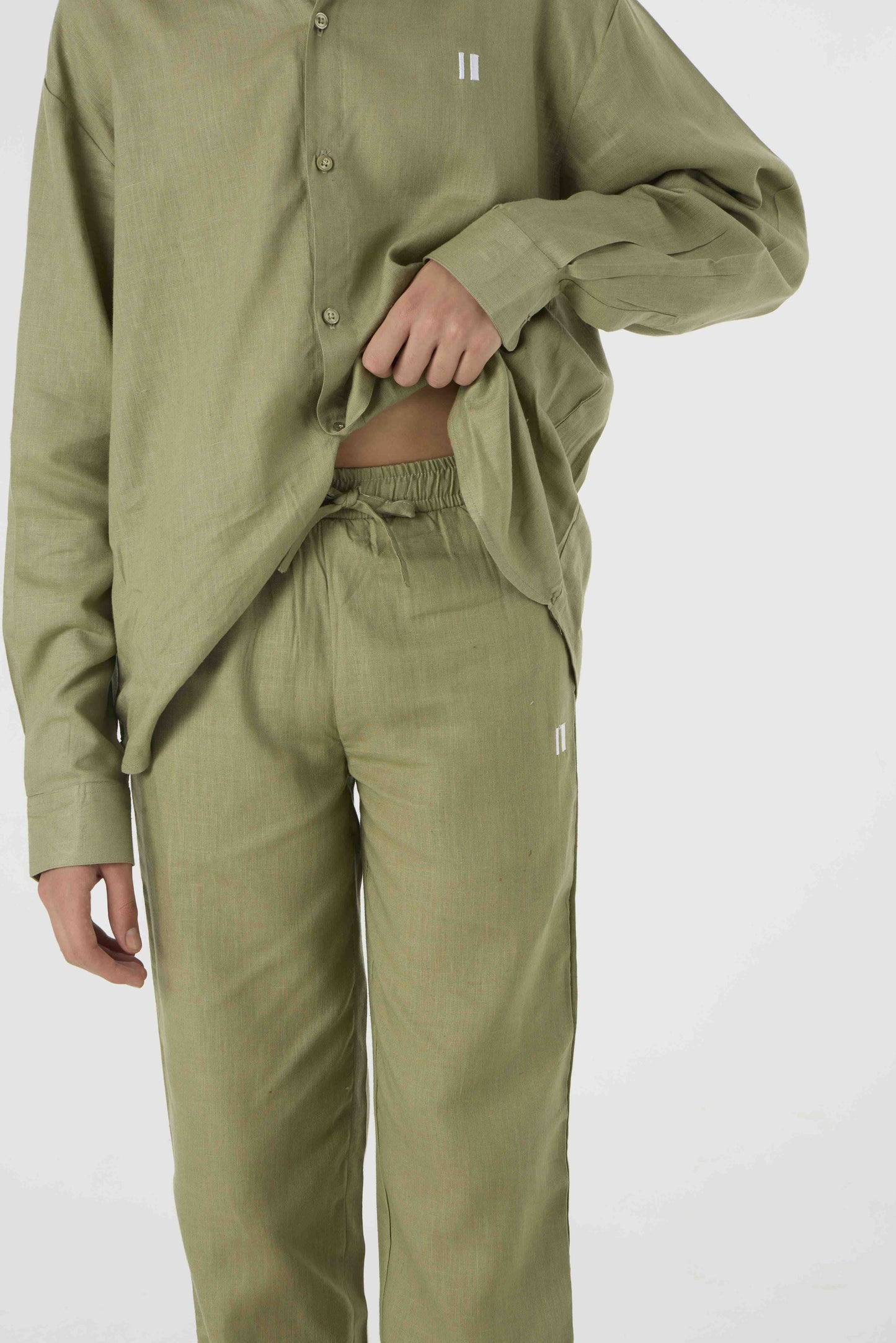Chapter2Drip Olive linen pants (Jr) â€” view 4