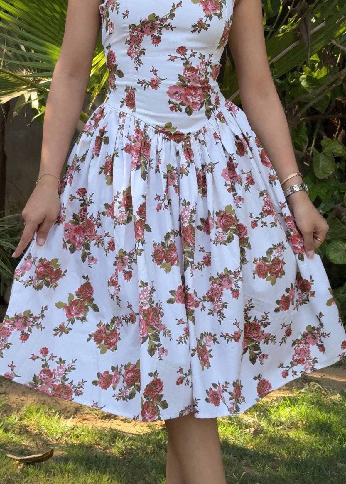 Rose bunch dress