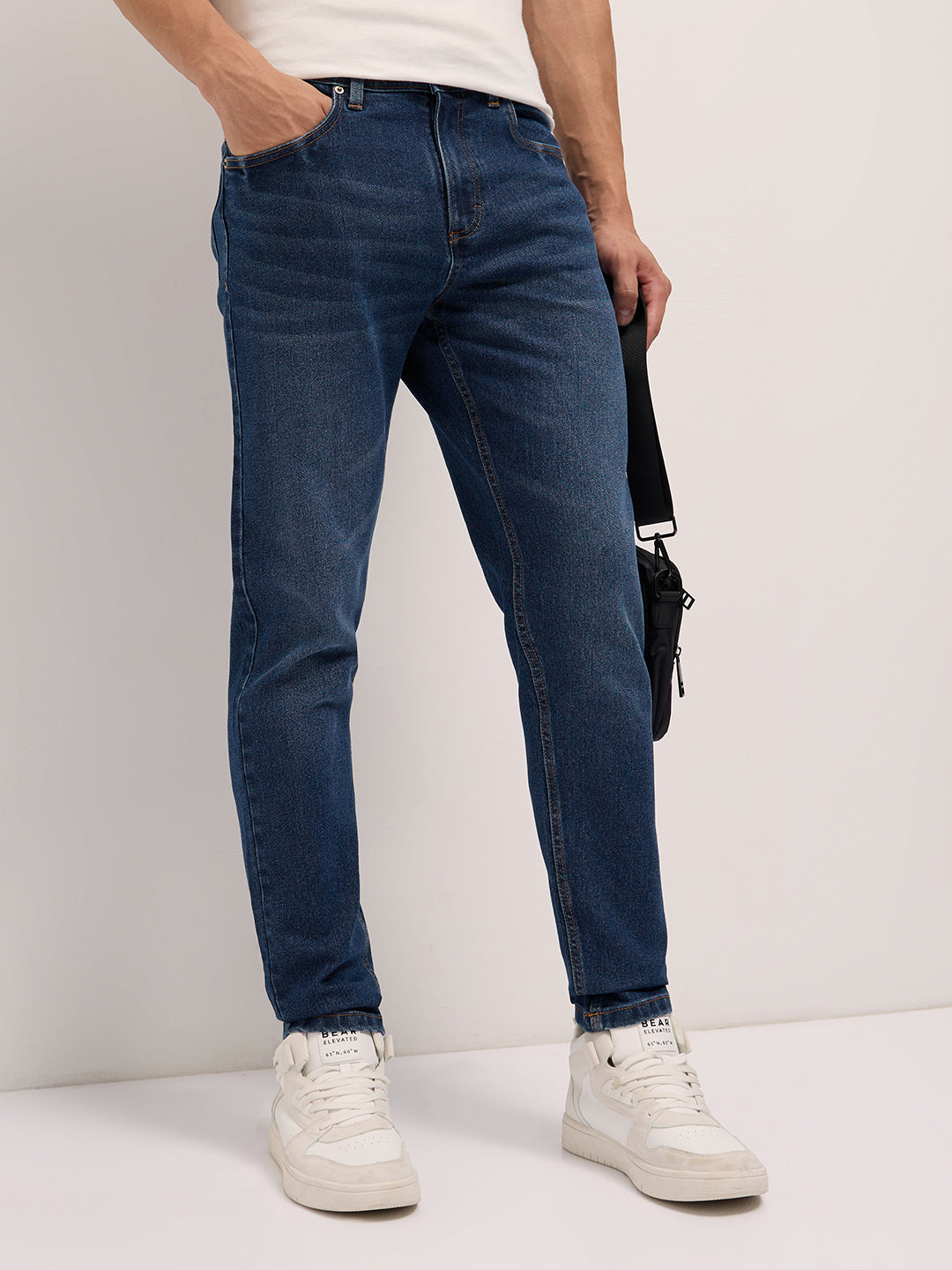 Men's Cotton Blend Slim Fit Jean DBN-CARL-MB | Bear House at Broadway