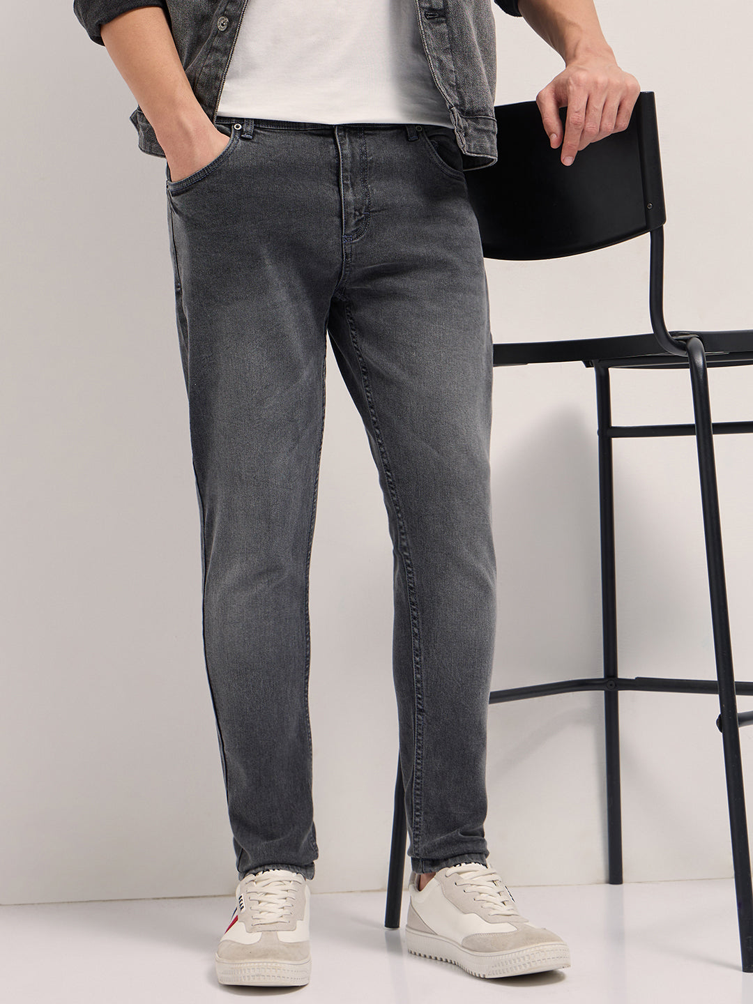 Men Light Fade Mid Rise Skinny Fit Jean DBN-HECT-GY | Bear House at Broadway