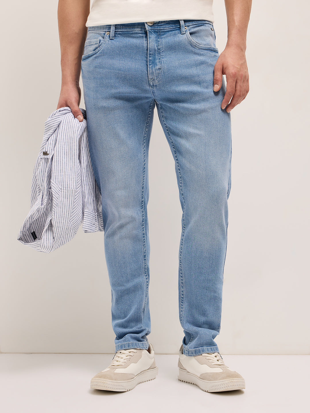 Men Mid Rise Slim Fit Light Fade Jean | Bear House at Broadway