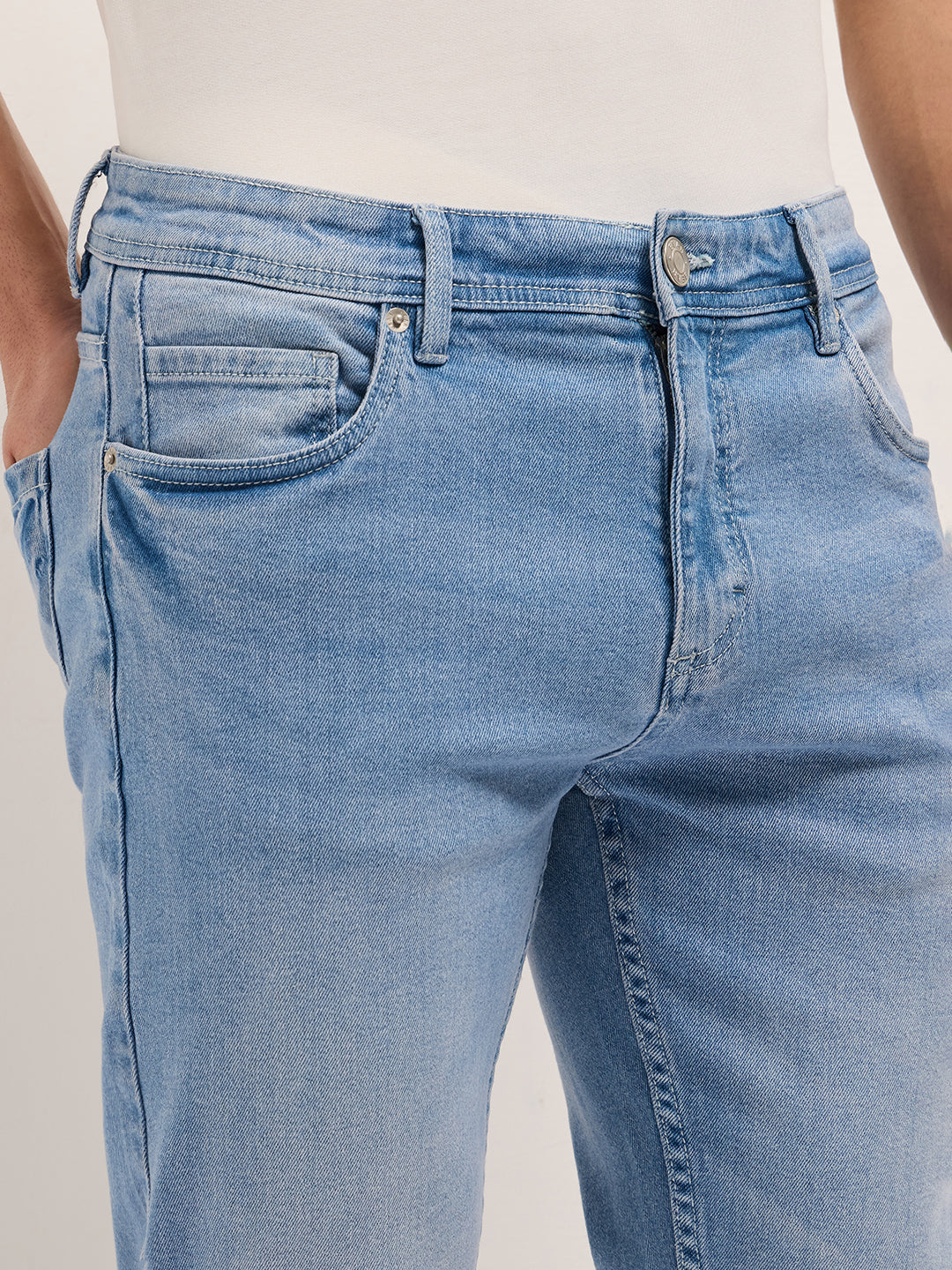 Men Mid Rise Slim Fit Light Fade Jean DBN-MIGU-LB