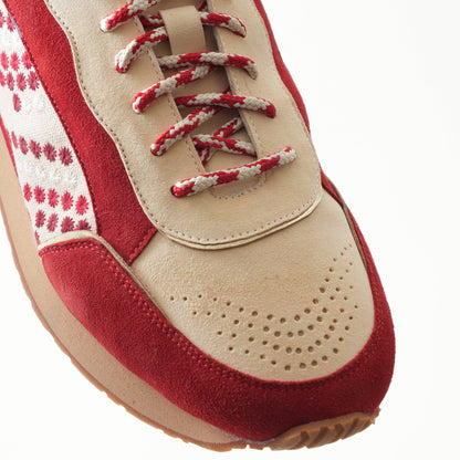 Gully Number 002 - 1980 Wizard Red