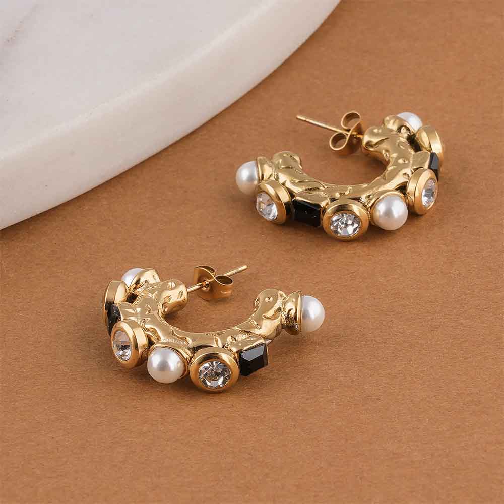 Sculpted Lumina Pearl Hoops