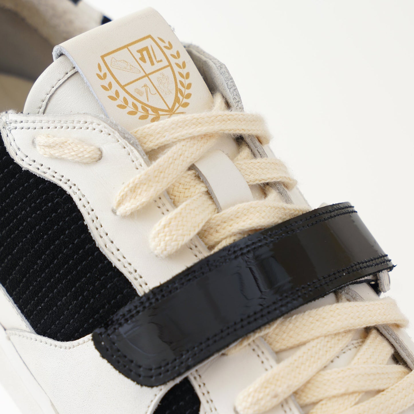 GL001 Class Rebels - Black Slate for women