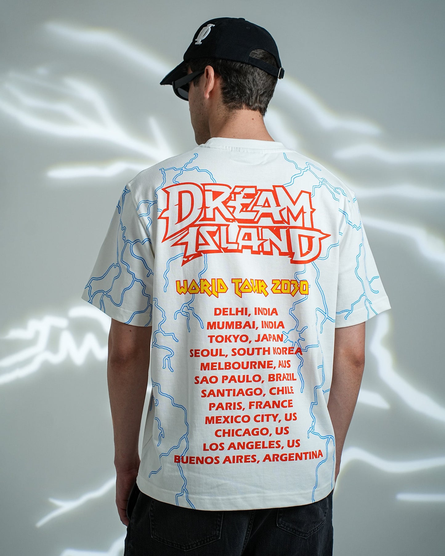 WORLD TOUR T-SHIRT- OFF WHITE