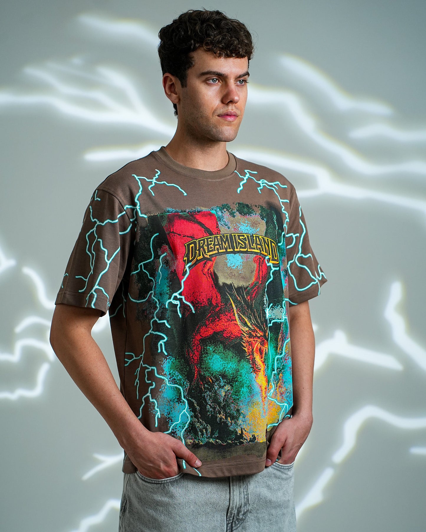 WORLD TOUR T-SHIRT - BROWN