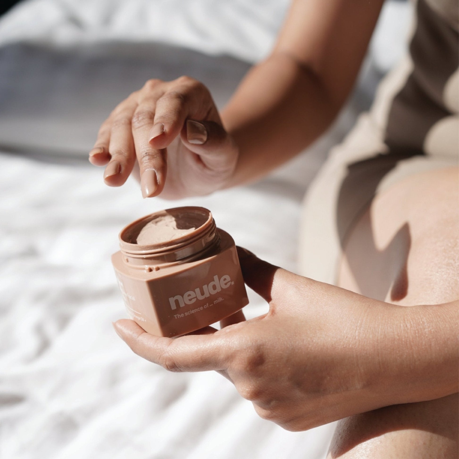 FaceTime! Instant Face Mask for Lasting Glow - Neude Skin