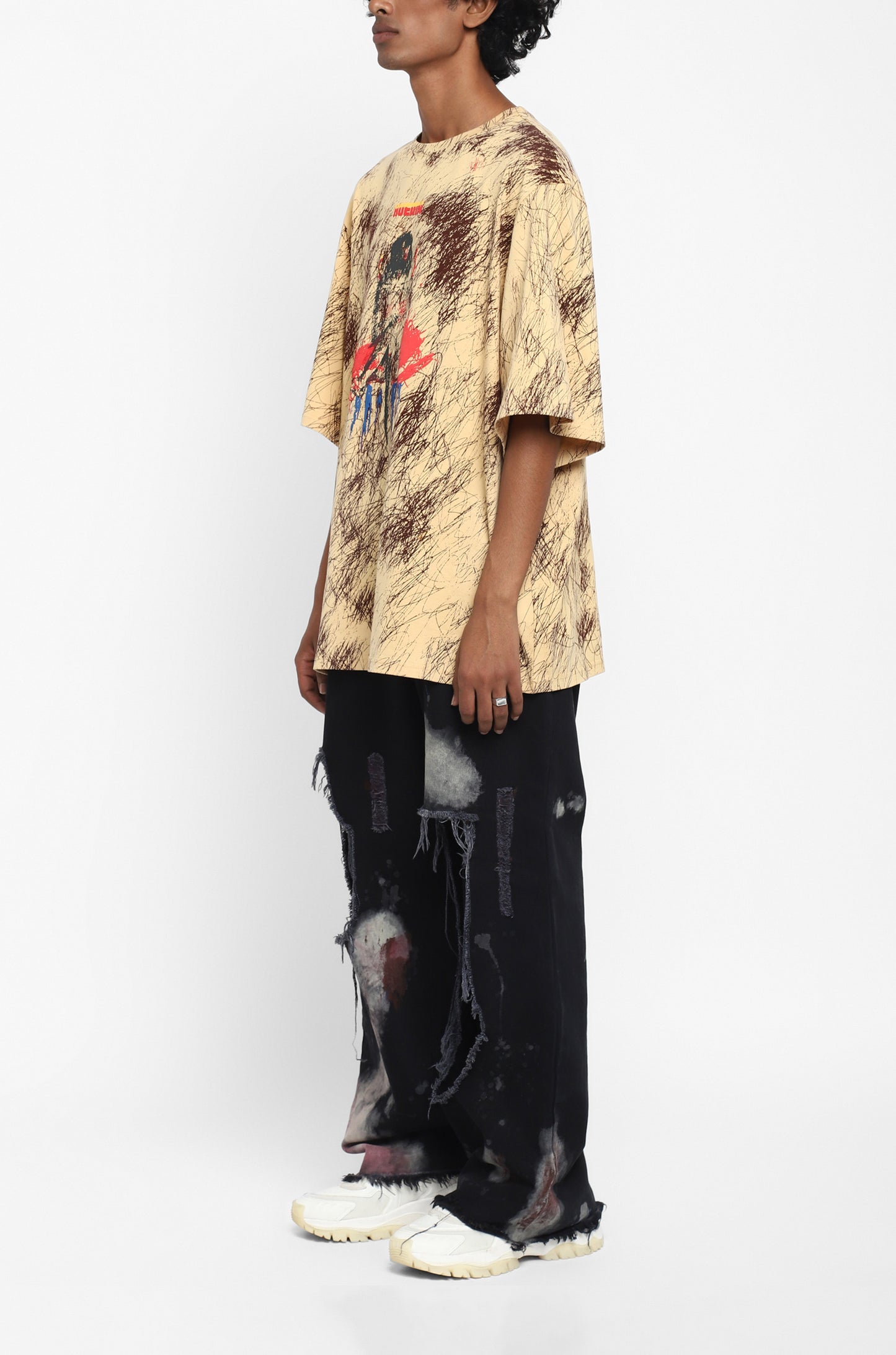 GC-06 T-shirt (Beige) | Huemn at Broadway