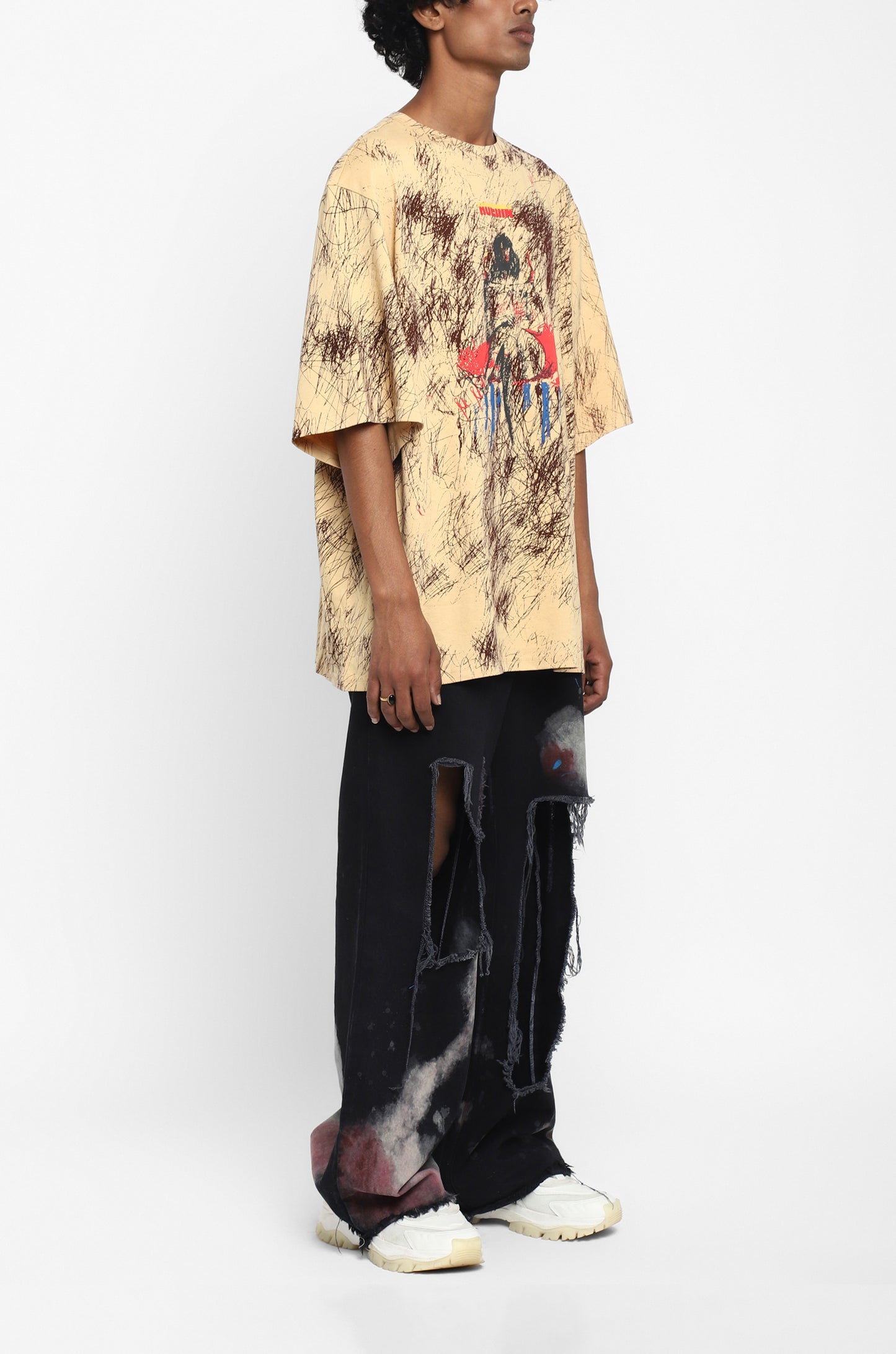 GC-06 T-shirt (Beige) | Huemn at Broadway