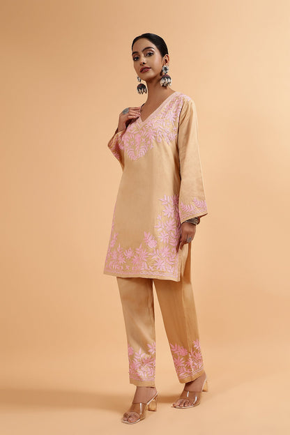 Beige Cotton Silk Kashmiri Aari Kurta Set with Pink Floral Embroidery