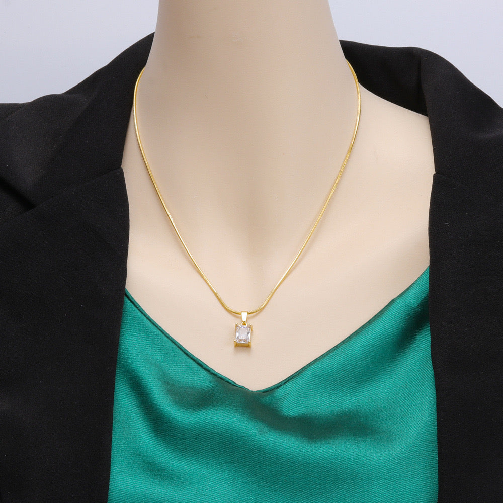 White Zircon Pendant Necklace JLTN0612
