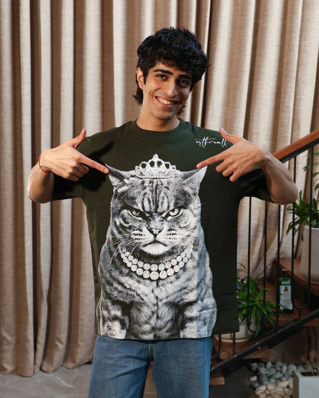 CaQueen Green Oversize Tee | Esthreall at Broadway