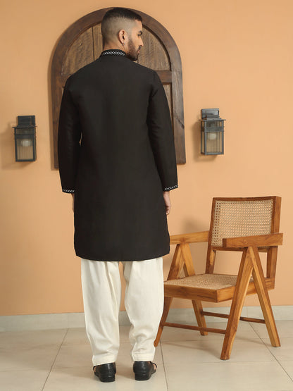 Ethnic Motifs Yoke Design Sequinned Mandarin Collar Kurta