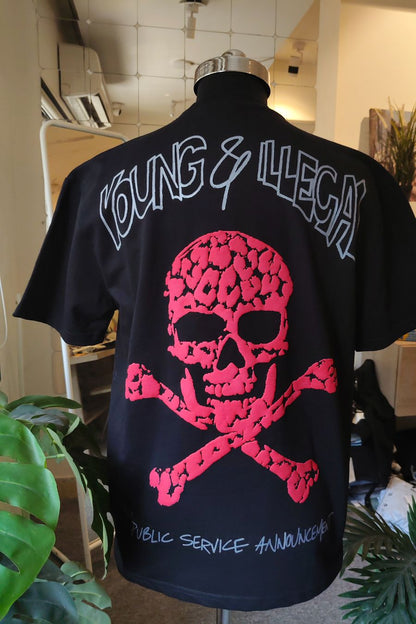 YOUNG & ILLEGAL V1