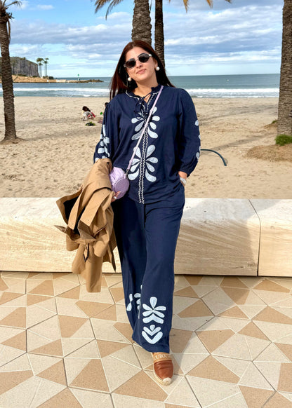 Margot AppliquÃ© Pants | Style Island at Broadway