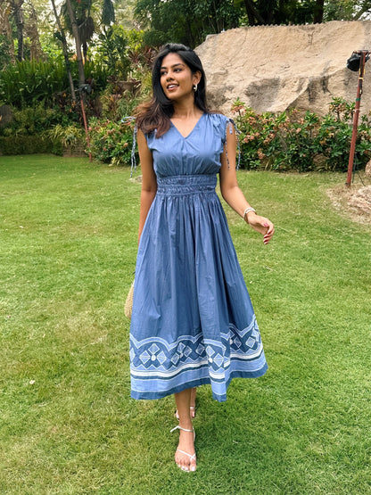Hailey AppliquÃ© Dress | Style Island at Broadway