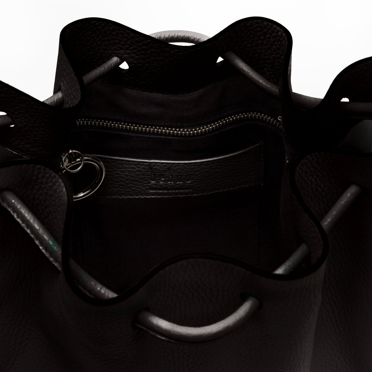 INA BAG MEDIUM PEBBLE BLACK