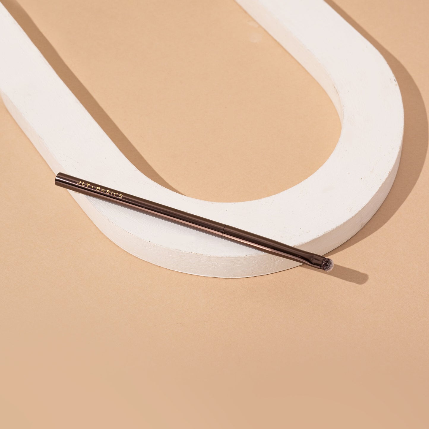 Smudge_Brush JLTBASICS B