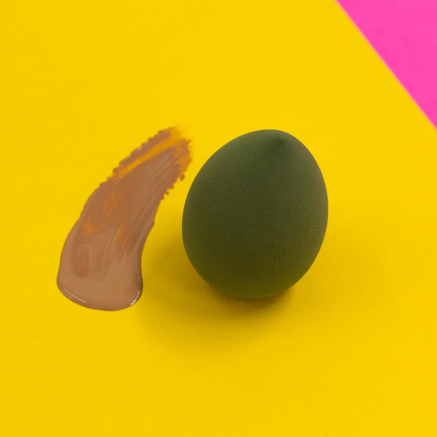 Professional Beauty Blender Sponge Makeup Applicator Puffs (Random Color)Pack of 1  JLTBASICSBB001