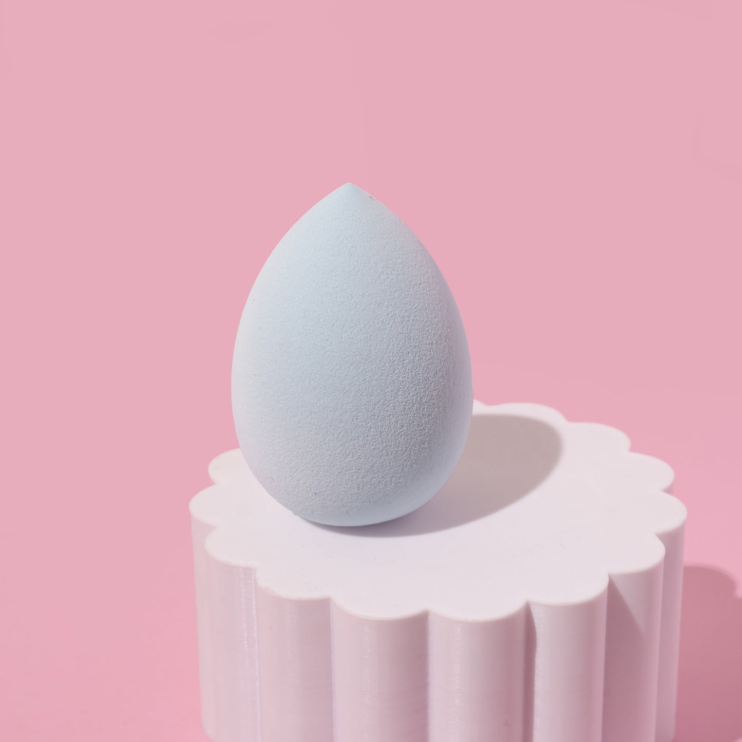 Professional Beauty Blender Sponge Makeup Applicator Puffs (Random Color)Pack of 4  JLTBASICSBB002