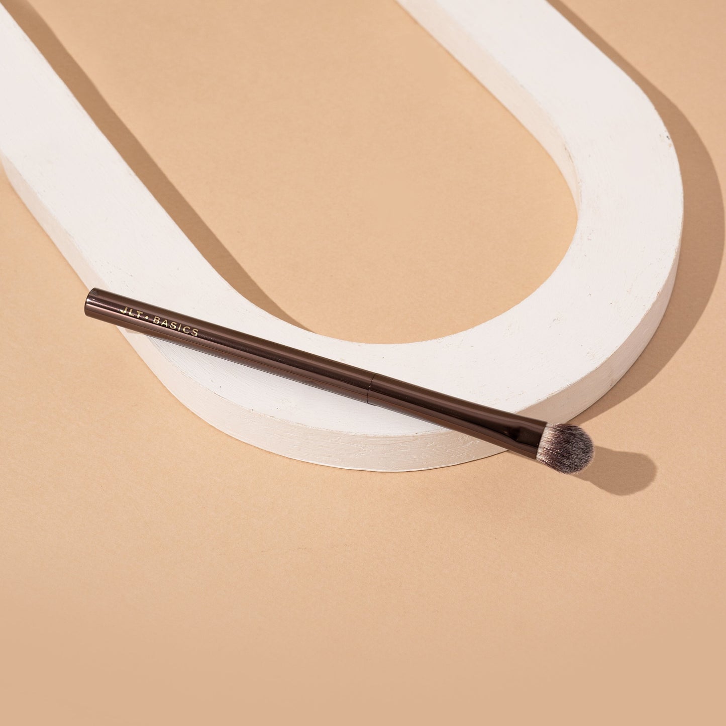 Just Lil Things Eye Shadow Brush JLTBASICS B0008