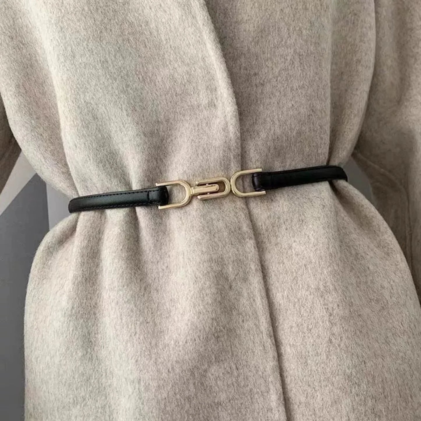 Minimalist Gold Clasp Skinny Black Belt JLTHB0274