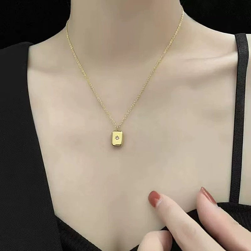 Gold Star Engraved Pendant Necklace | Minimalist Charm for Everyday Elegance-jltn0640