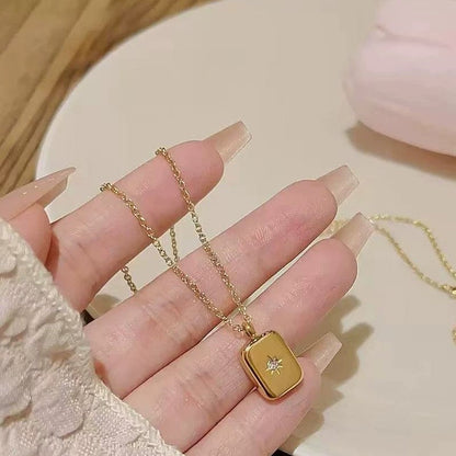 Gold Star Engraved Pendant Necklace | Minimalist Charm for Everyday Elegance-jltn0640