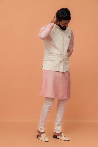 Kisah Men's Off-White Short Jacket