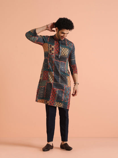 Kisah Men's Blue-Multicolor Long Kurta