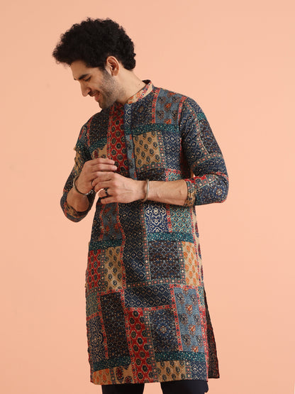 Kisah Men's Blue-Multicolor Long Kurta