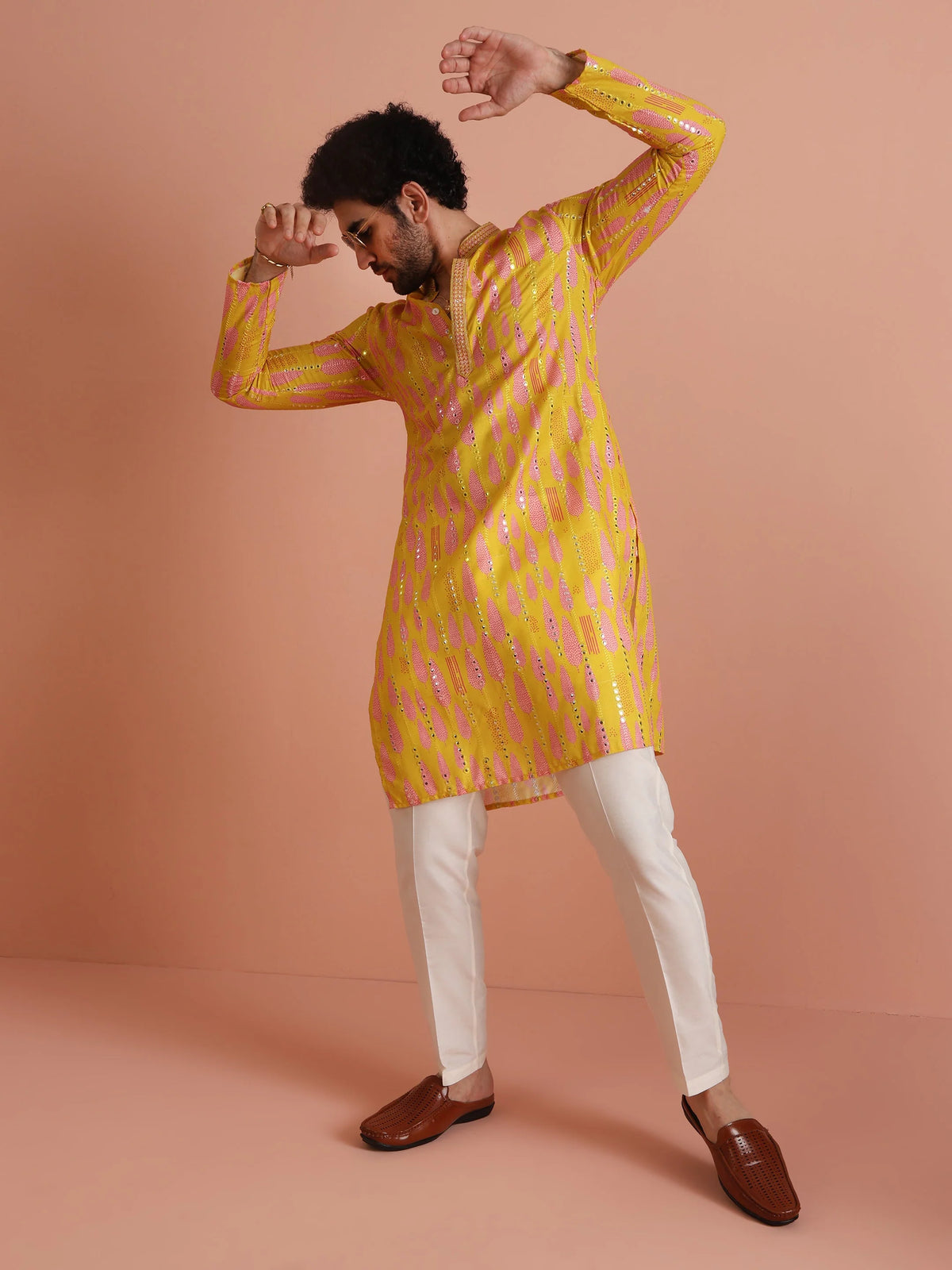 Kisah Men's Yellow-Multicolor Long Kurta