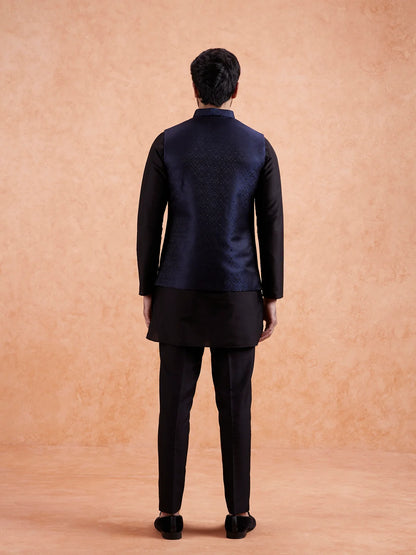 Kisah Men's Navy-Blue Short Jacket