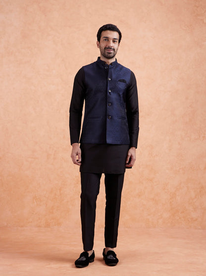 Kisah Men's Navy-Blue Short Jacket