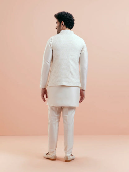 Kisah Men's Off-White Short Jacket