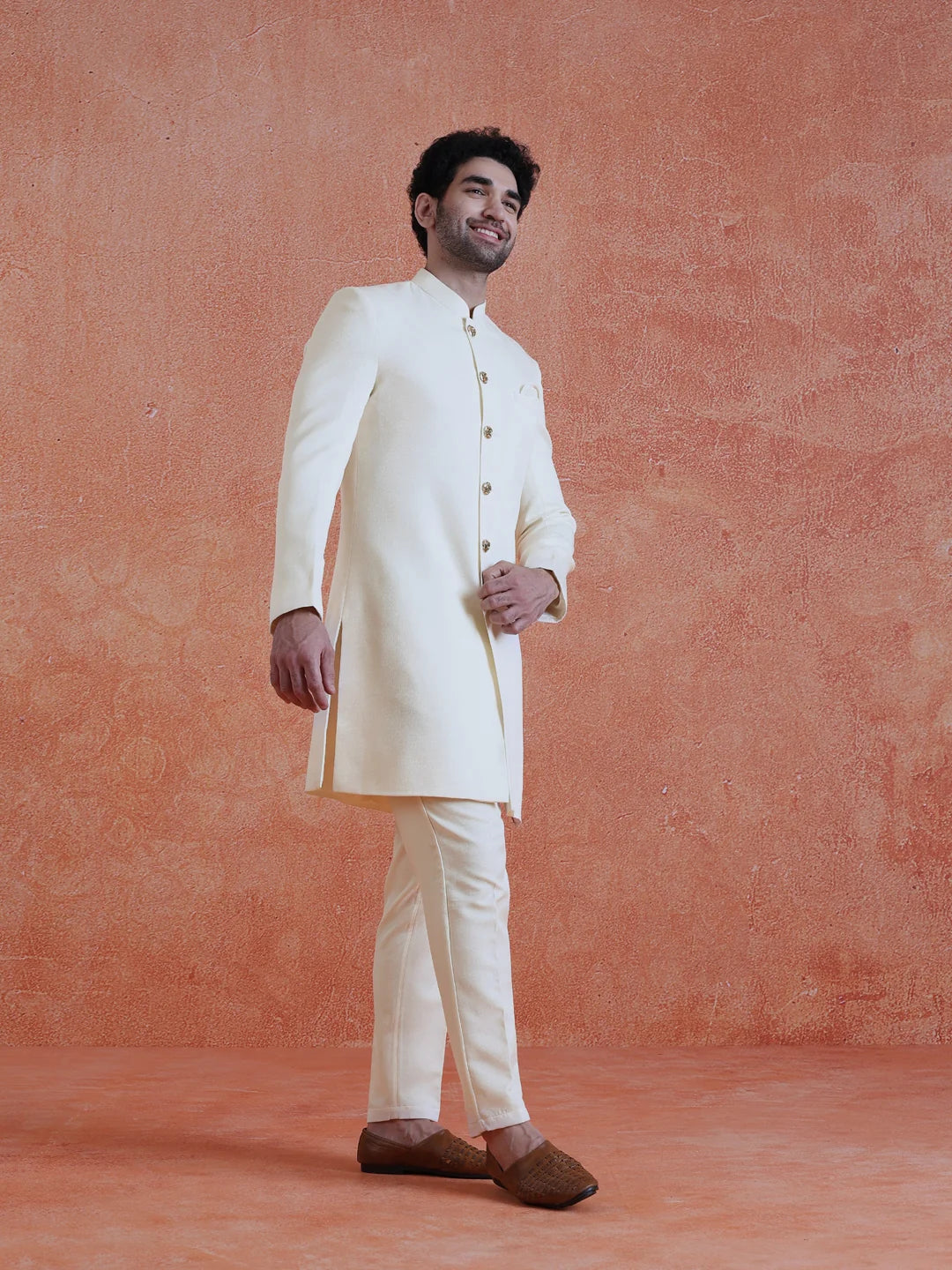 Kisah Men's White Regular Trouser