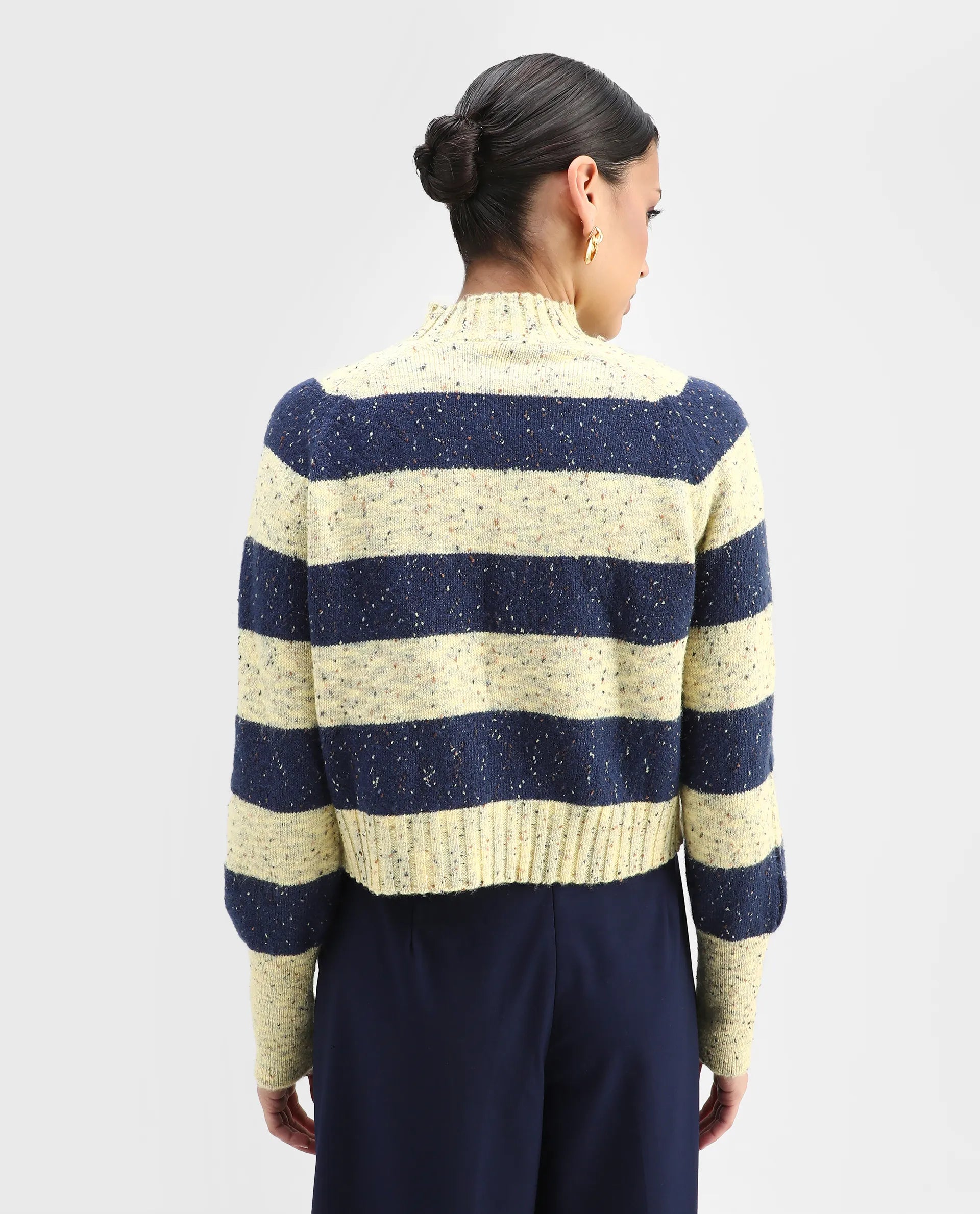 KRIS Womens Sweater | RAREISM at Broadway