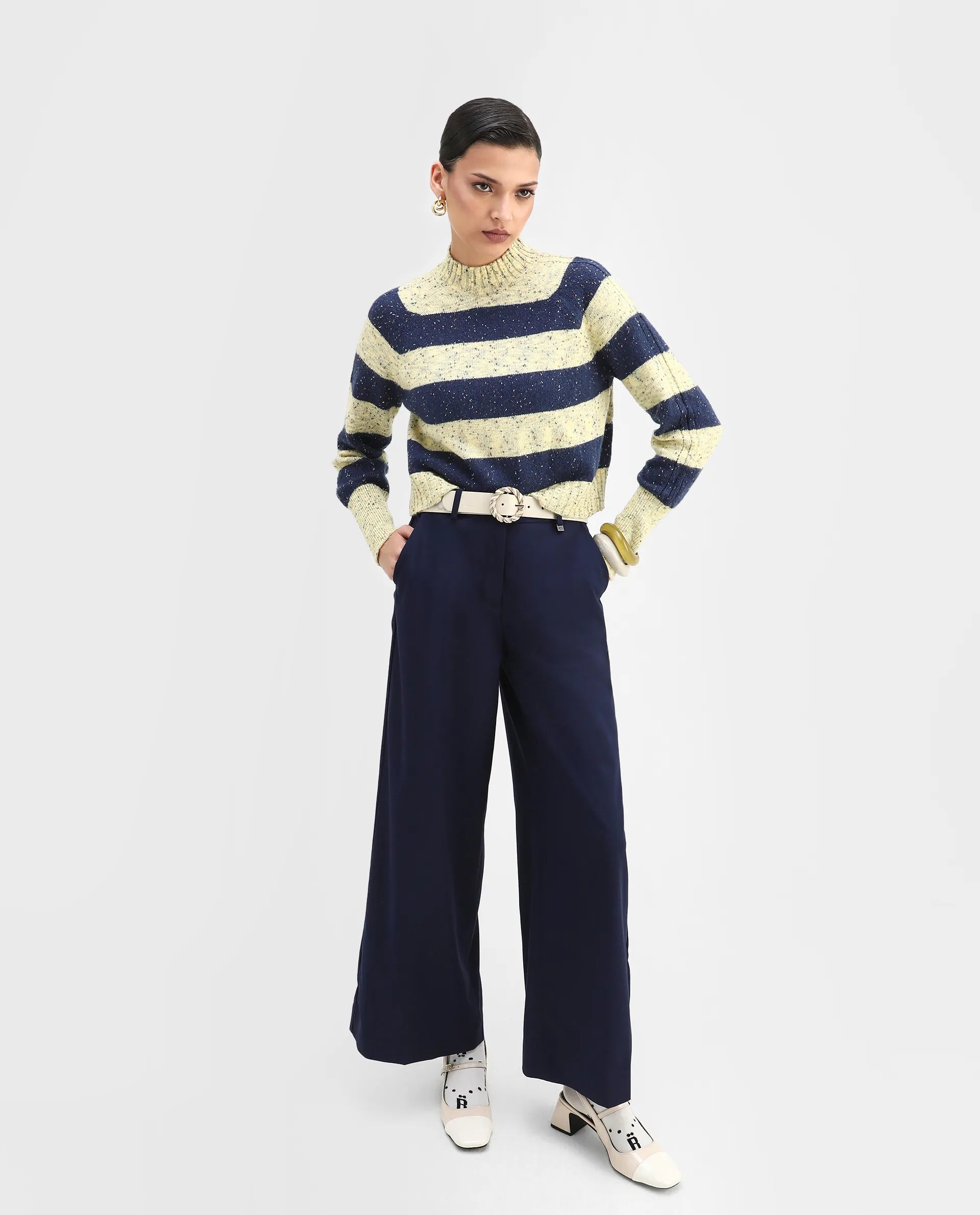 KRIS Womens Sweater | RAREISM at Broadway