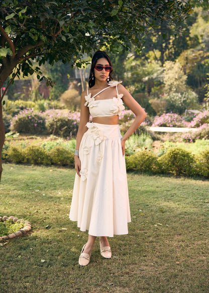 Sharla White 3D Flowers Maxi Skirt