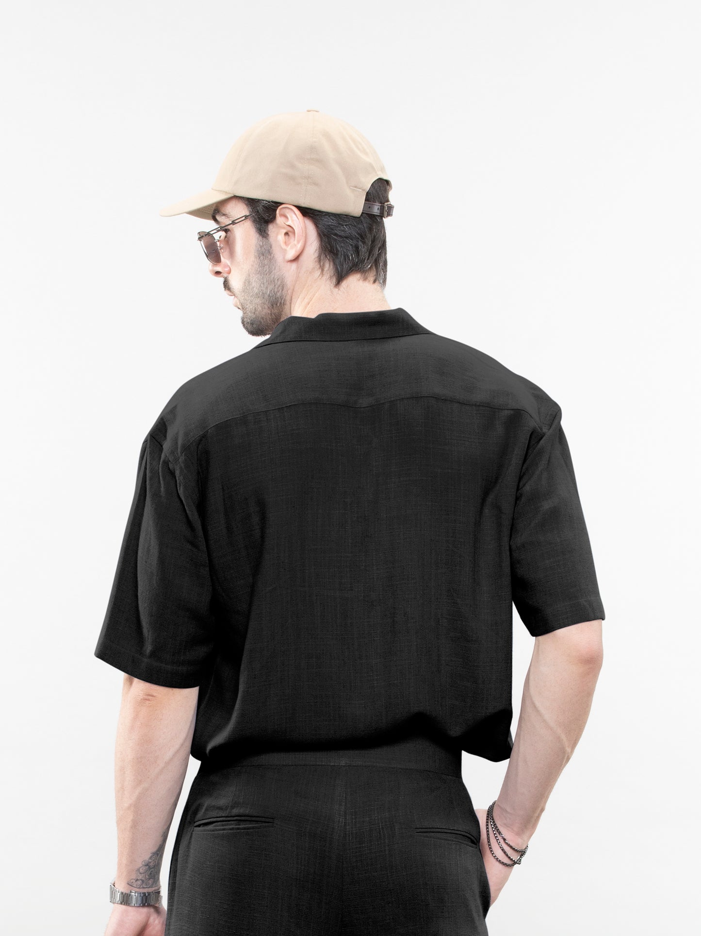 Short-sleeve linen shirt