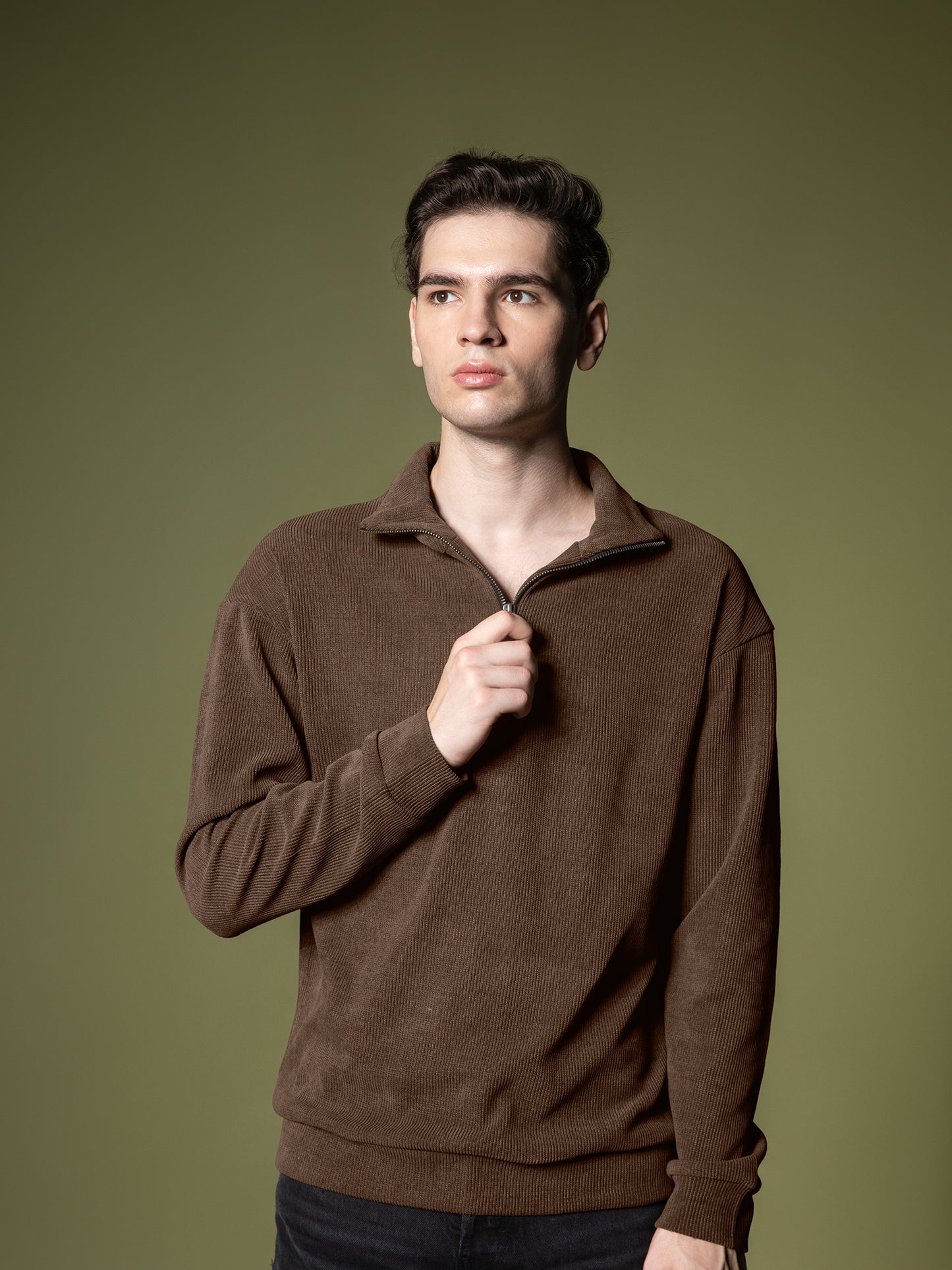 Ribbed quarter-zip sweatshirt