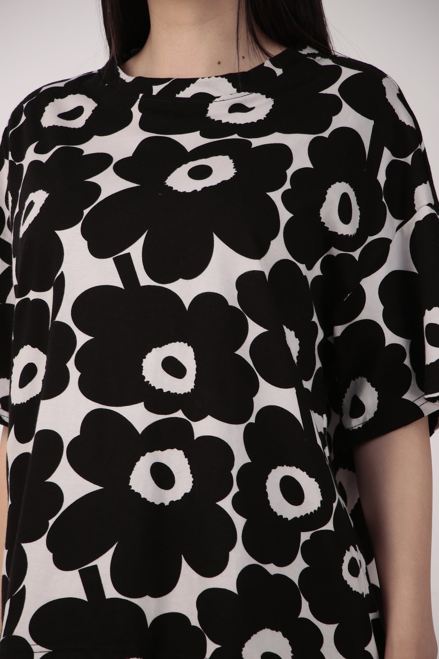 Black Bloom Shorts Set | Masha at Broadway
