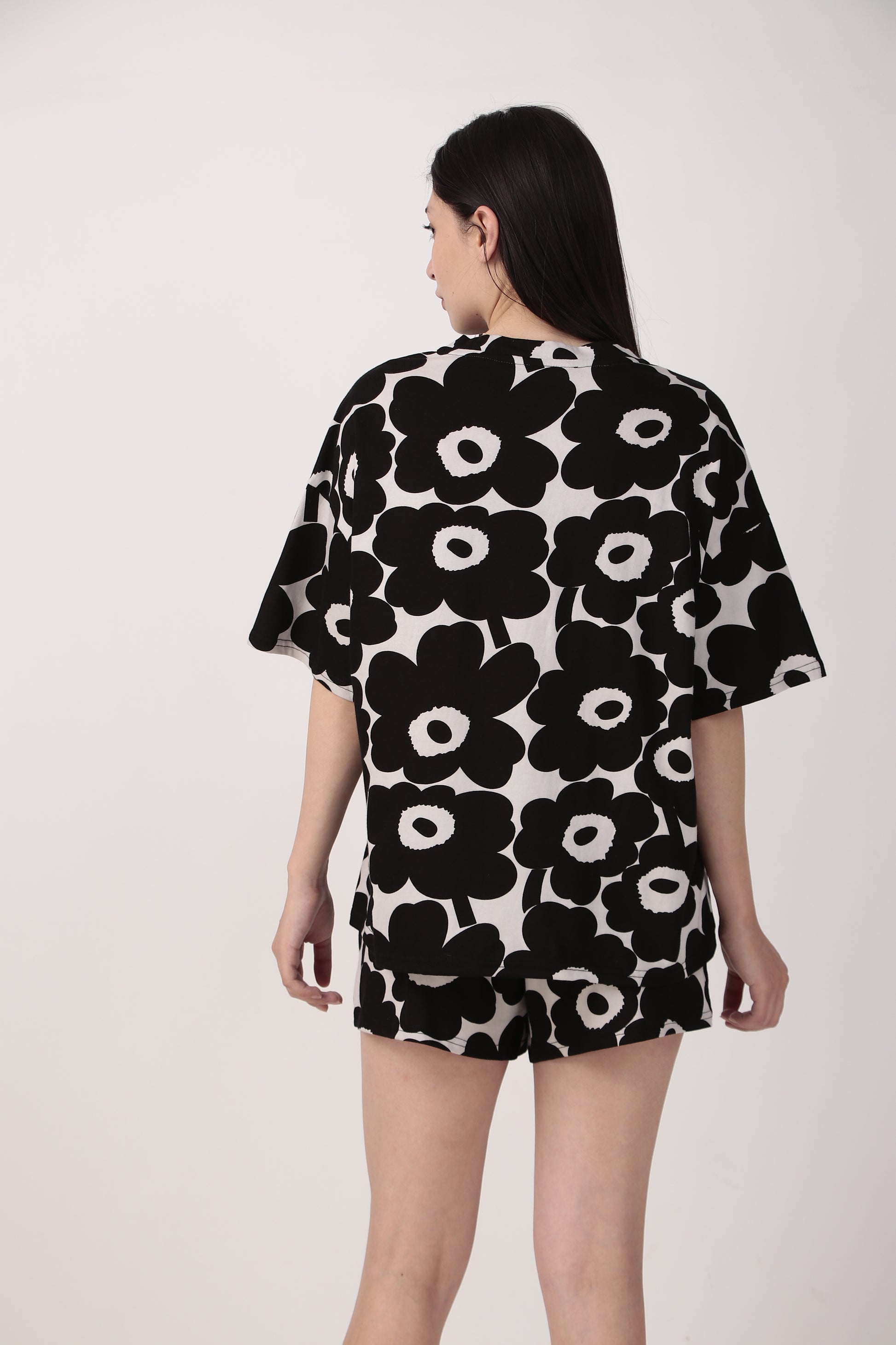 Black Bloom Shorts Set | Masha at Broadway