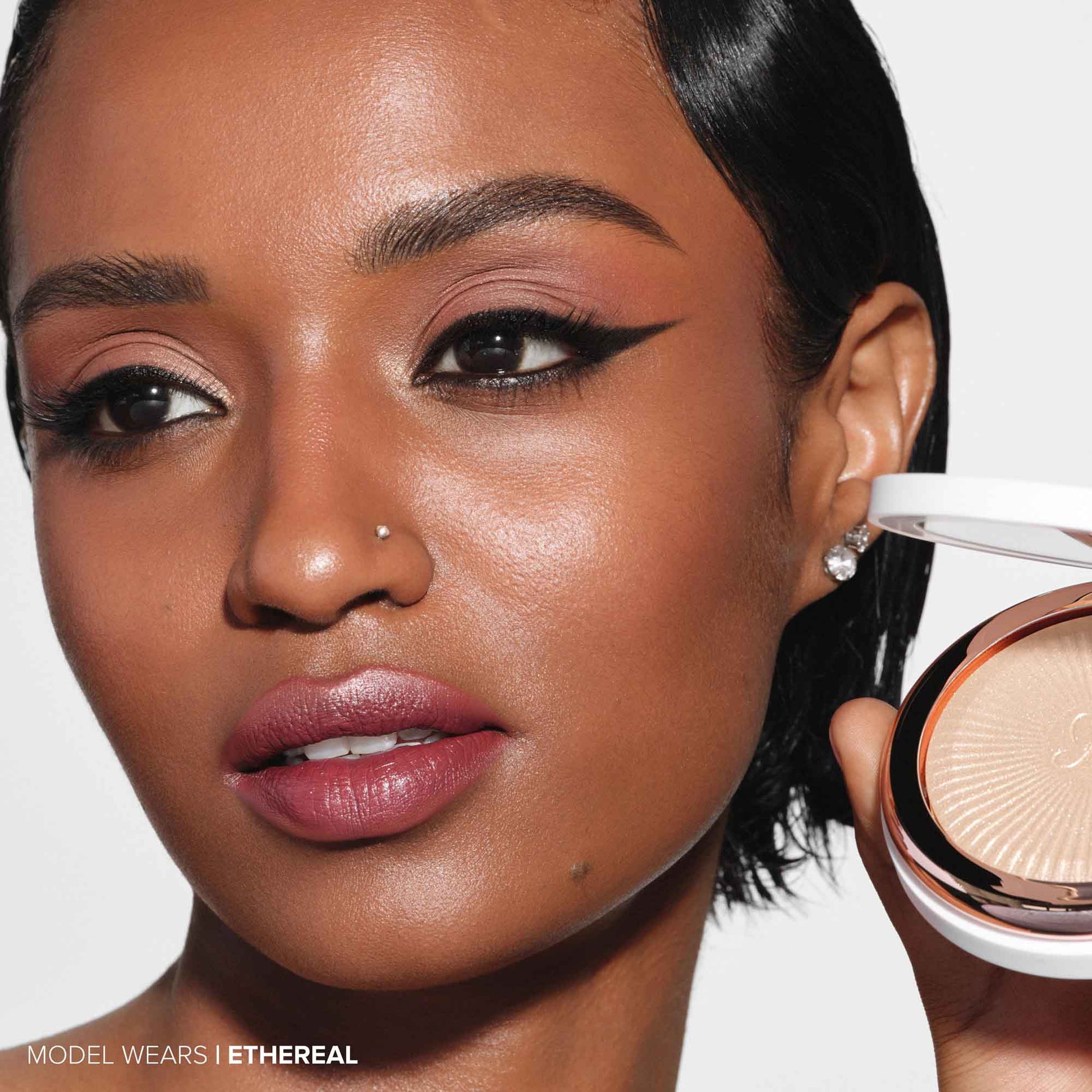 Glow Seeker Highlighter | Anastasia Beverly hills at Broadway