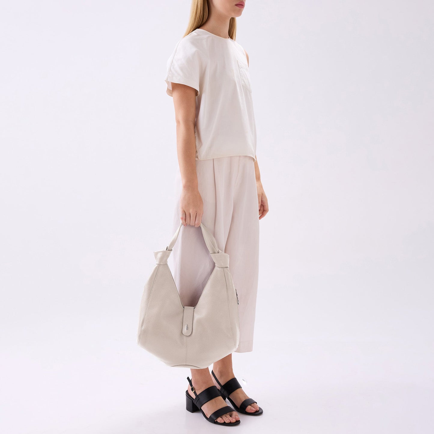 NELLI HOBO PEBBLE BONE