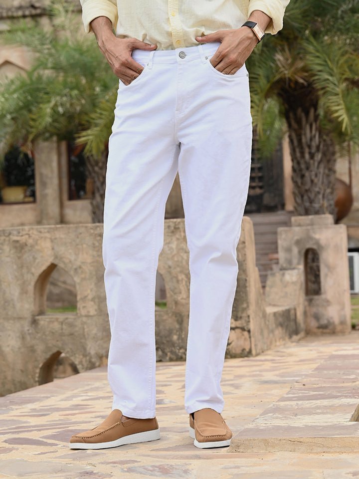 White Solid Regular Fit Jeans