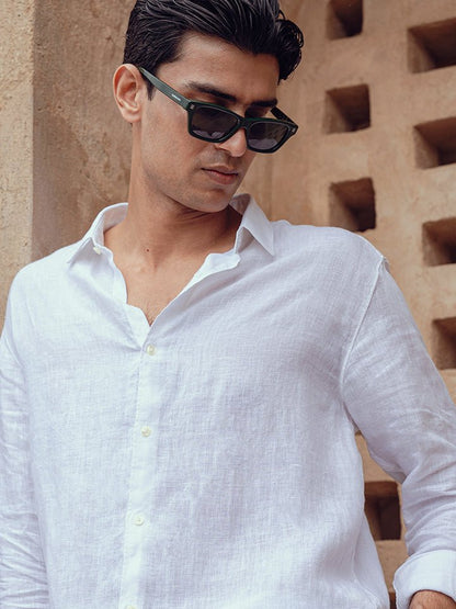 Se Relaxer 100% European Linen Shirt | Kingdom Of White at Broadway