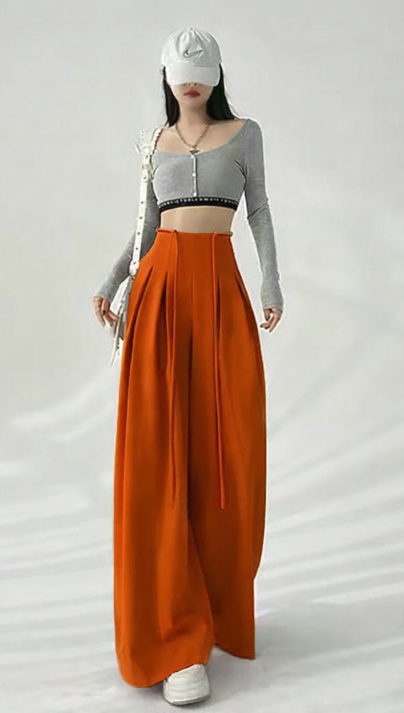 PLEATED FLARED OUT PANTS | De Novoo at Broadway
