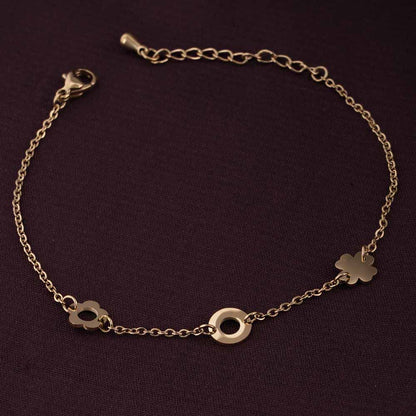 Dainty Flower Bracelet